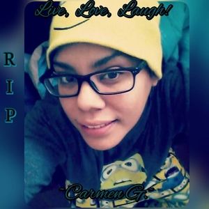 Meet your Posher, Elisa