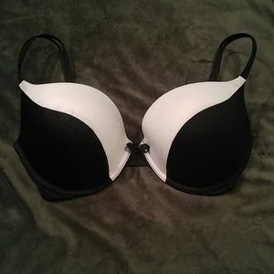 ❗🕑1-Hour SALE - Victoria's Secret Bra❗