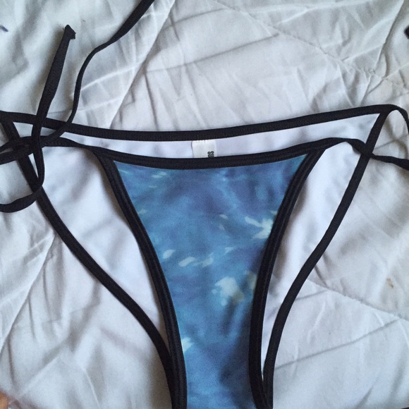 Water effect swim bottom