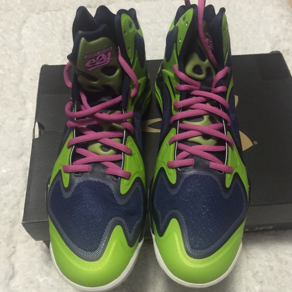 🔵NWB UA MICRO G ANATOMIX SPAWN BASKETBALL SHOES - Picture 2 of 4