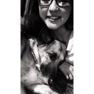 Meet your Posher, Yanira