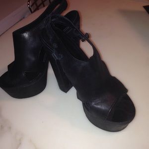 Diesel platform 4" heels sexy!!