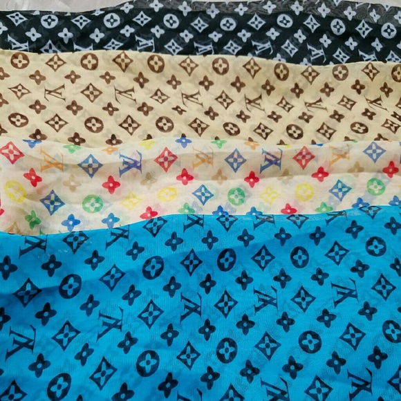 inspired scarf - Picture 2 of 3