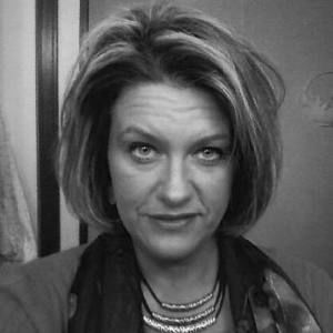 Meet your Posher, Renee