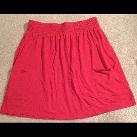 Cute skirt with pockets