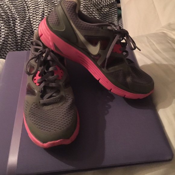Nike shoes