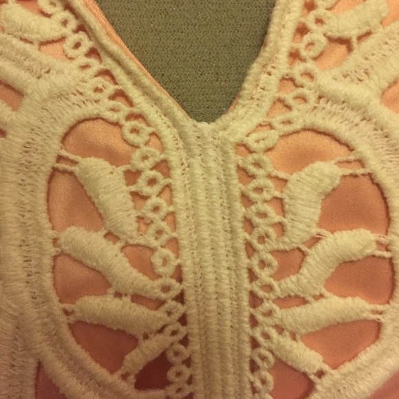 Top - Picture 2 of 3