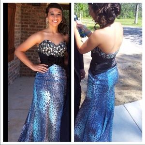 Prom dress