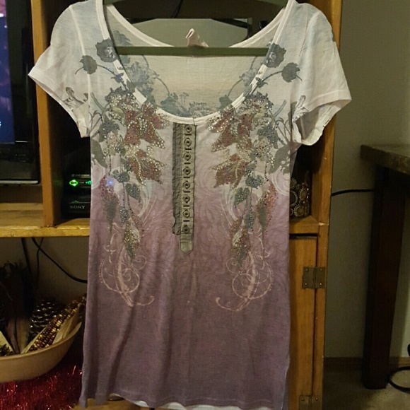 Shear studded miss me flower top