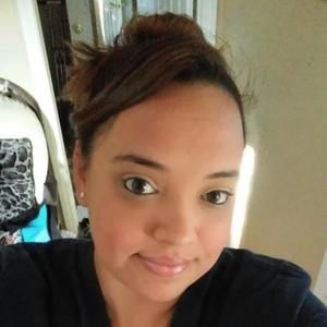 Meet your Posher, Yvette