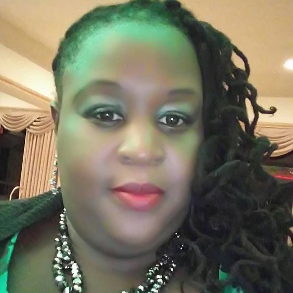 Meet your Posher, Tanisha - Picture 1 of 1
