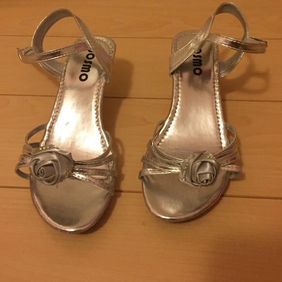 High heel shoe