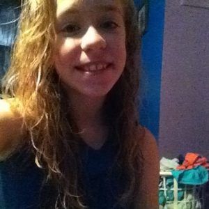 Meet your Posher, Olivia