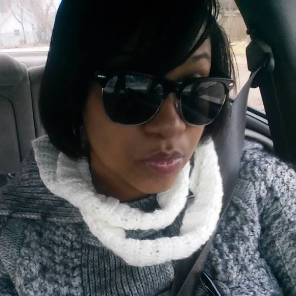 Meet your Posher, Ketia