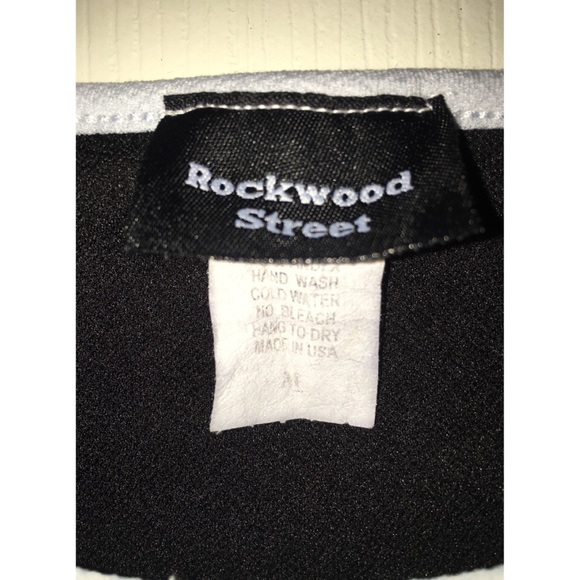 Wrap Crop Top - Picture 3 of 3