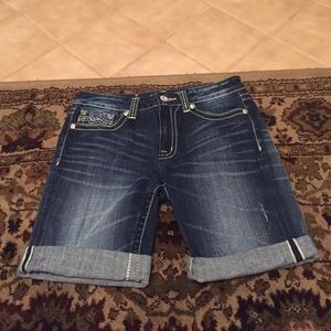 BUNDLE NWOT Miss Me Shorts with Rock Revival Carpi