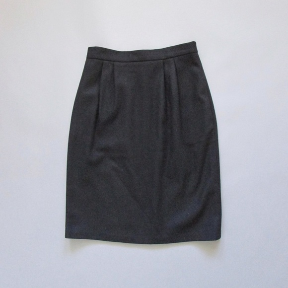 SOLD • Beautiful wool pencil skirt in black