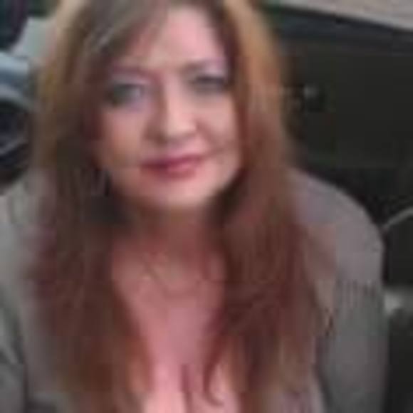 Meet your Posher, Janet - Picture 1 of 1