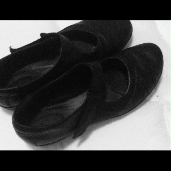 Authentic Clark work shoes size 9 or 9 in a half