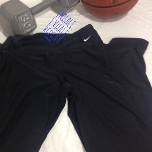 Nike Dry fit workout pants xs (0-2) needs care