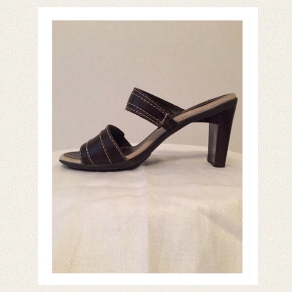 ANTONIO MELANI Shoes - 🌿CLEARANCE SALE! Antonio Melani slip on heels