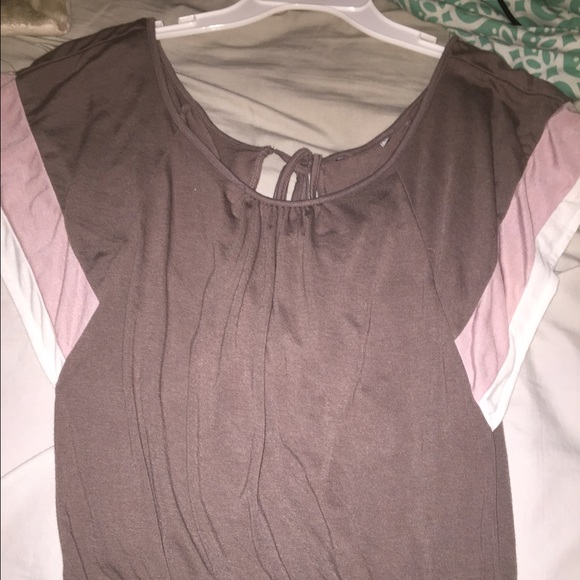 American Eagle shirt