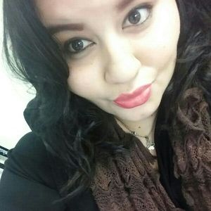 Meet your Posher, Josephine