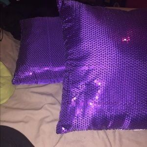 Sequence pillows