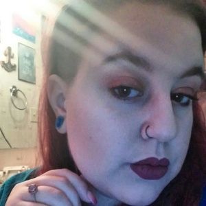 Meet your Posher, Hayley