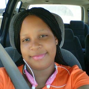 Meet your Posher, Avonda