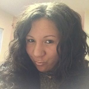 Meet your Posher, Shayla