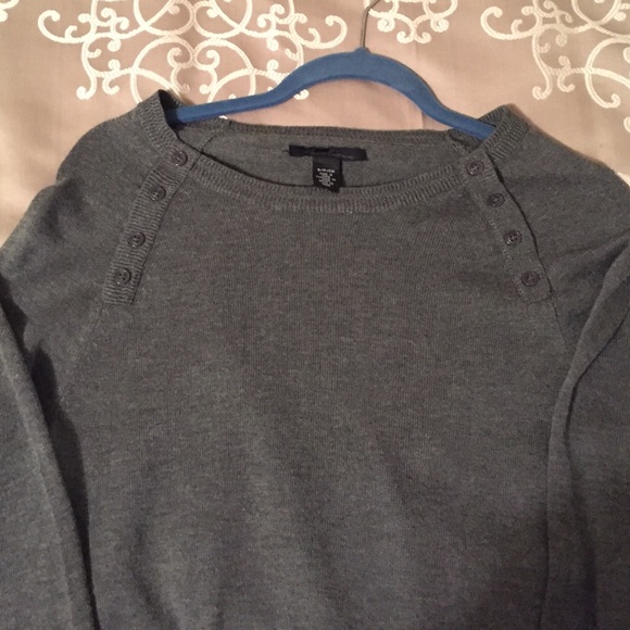 Kenneth Cole Sweater - Picture 2 of 4