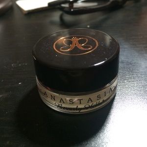 Anastasia Beverly Hills dipbrow pomade