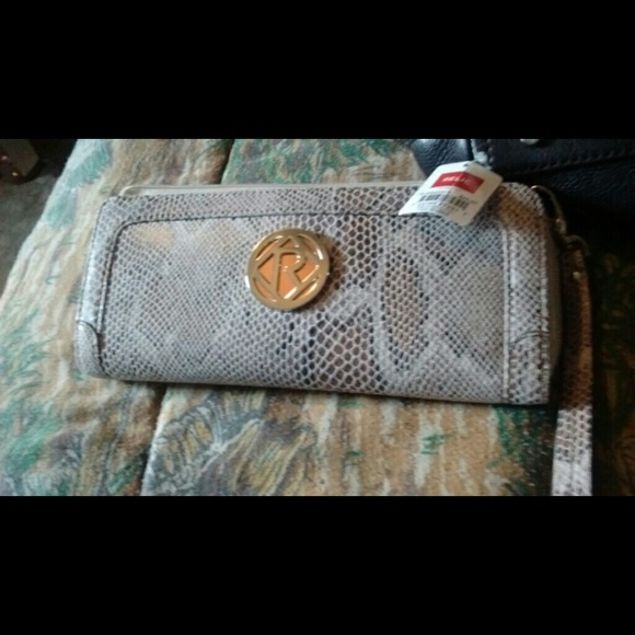 New relic wallet wristlet