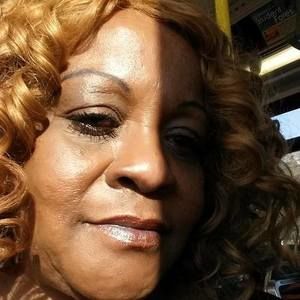 Meet your Posher, Debra