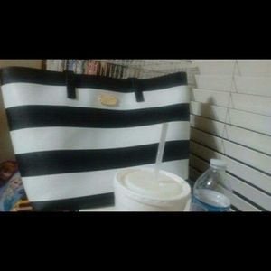 Huge almost new mk jet set tote