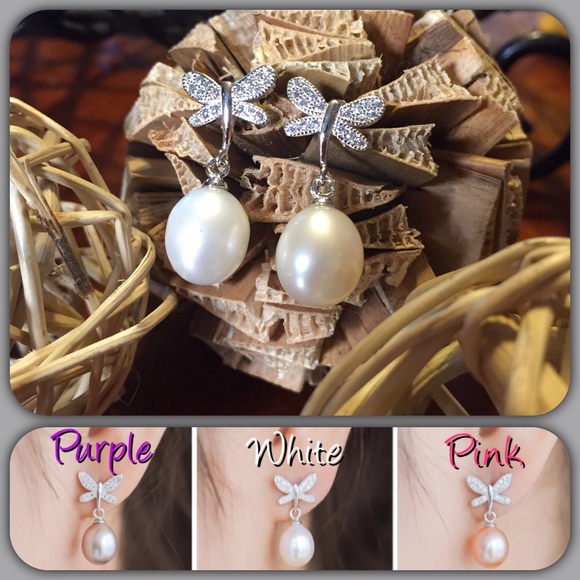 🆕 🎉💥Final Sale💥🎉 White Pearl Silver Earrings