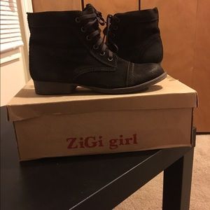 Dark Brown Distressed Boots