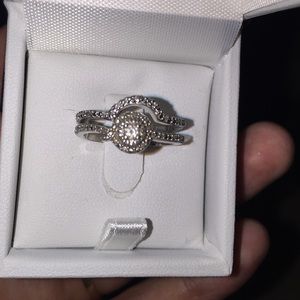 Miabella 1/7 cttw. diamond wedding set