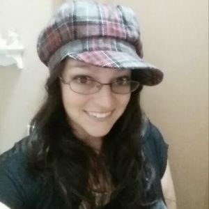 Meet your Posher, Andrea