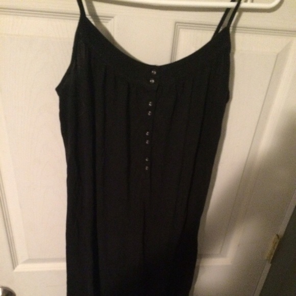 Gap spaghetti strap shift