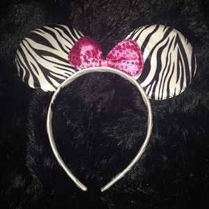 Minnie Mouse ears💖💖