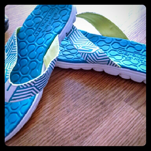 Skechers, On the go Sandals. 8.5