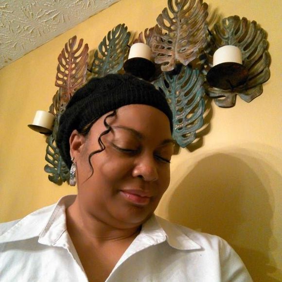 Meet your Posher, Donna - Picture 1 of 1