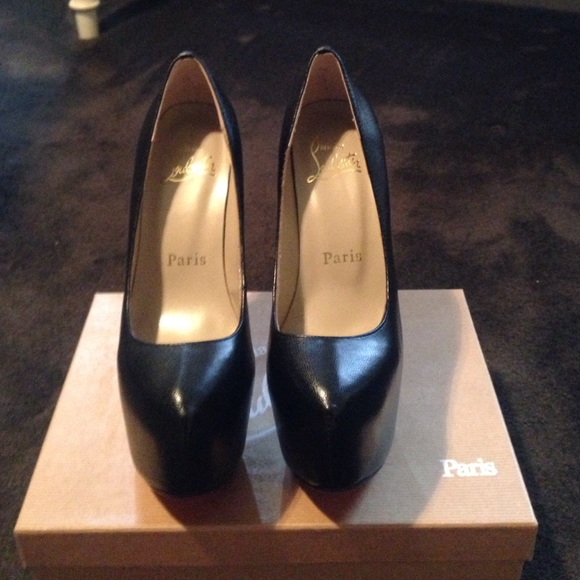 Christian Louboutin Daffodil calf Leather 36