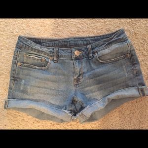 Aeropostale midi shorts size 4, light wash
