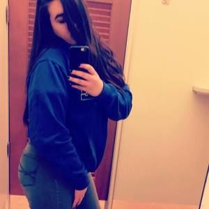 Meet your Posher, Nikki