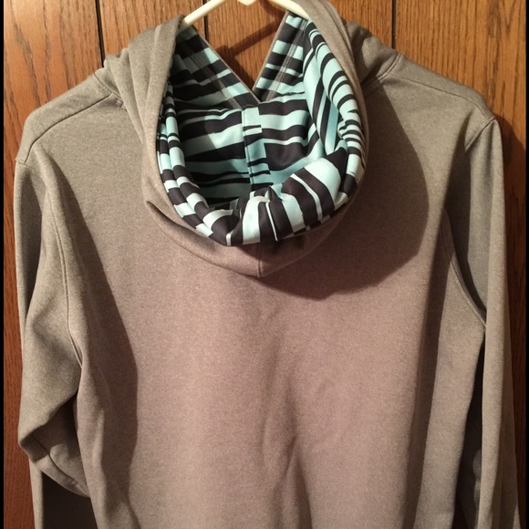 Women's large under armour - Picture 3 of 3