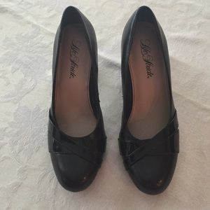 Life Stride Black Heels