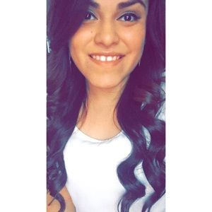 Meet your Posher, Lorena